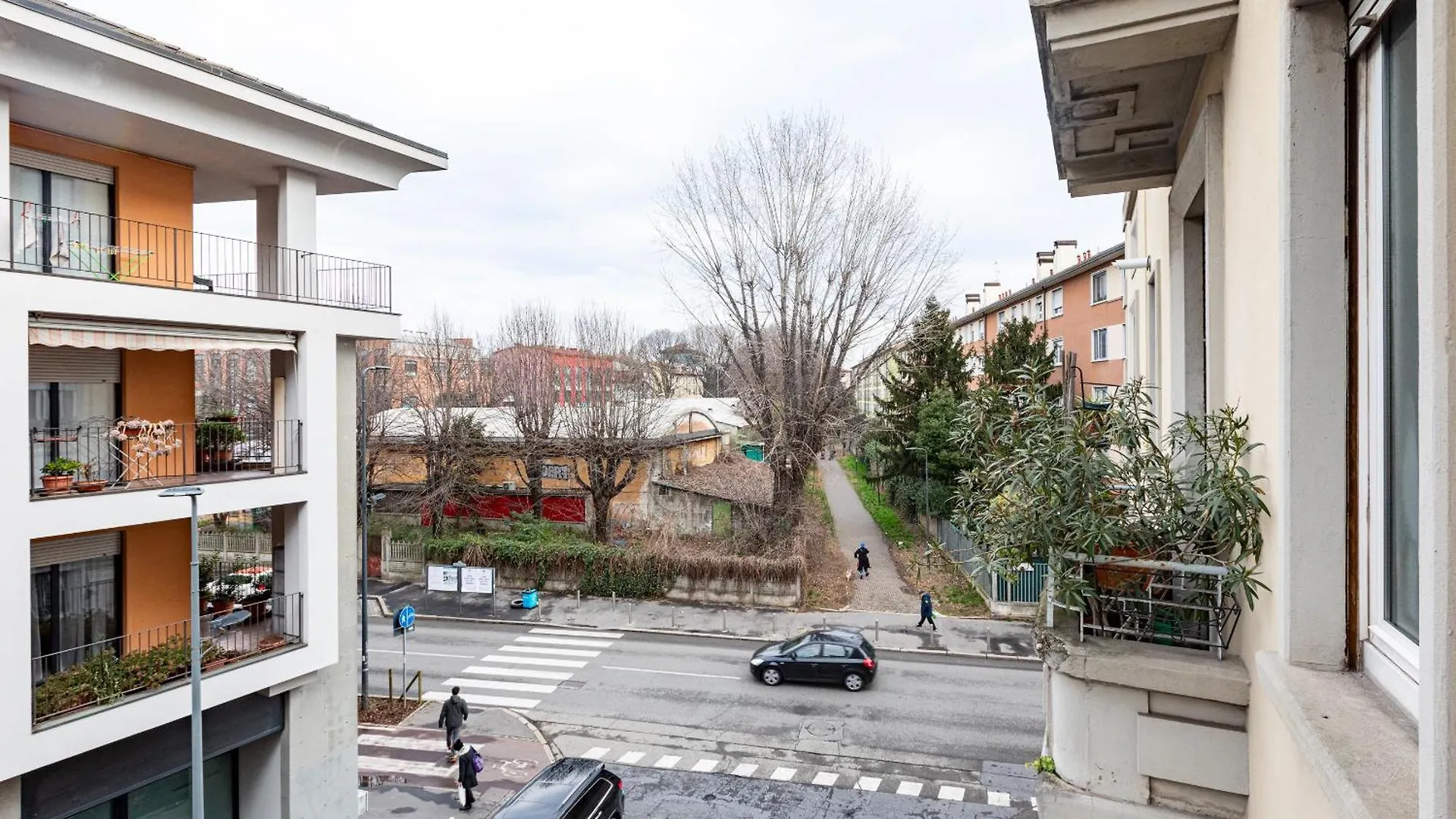 Certosa Enchanting Apartment With Balcony - Top Collection Milán Italia