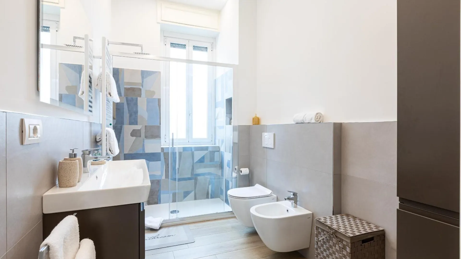 Certosa Enchanting Apartment With Balcony - Top Collection Milán Italia