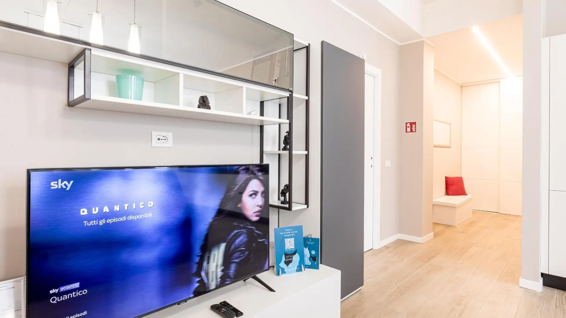 Certosa Enchanting Apartment With Balcony - Top Collection Milán Italia