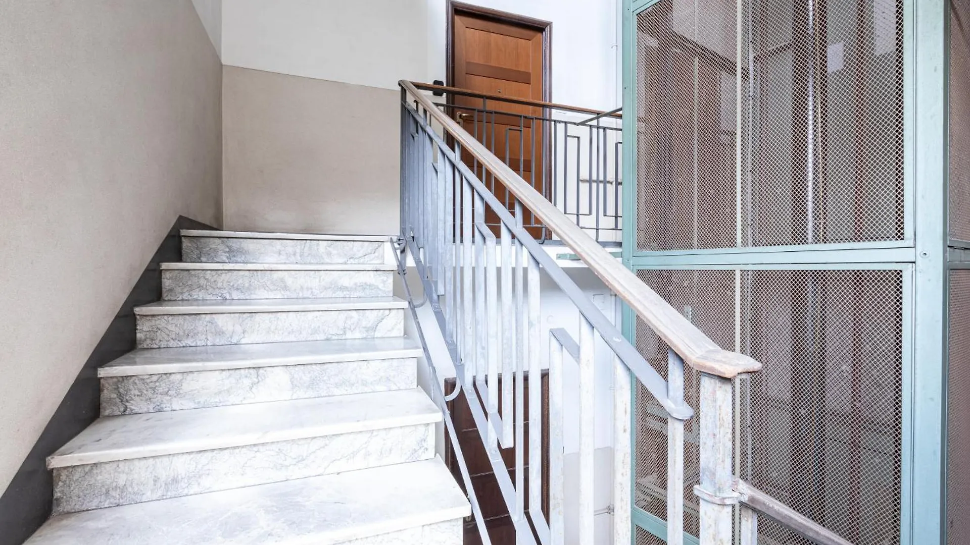 Certosa Enchanting Apartment With Balcony - Top Collection Milán Italia