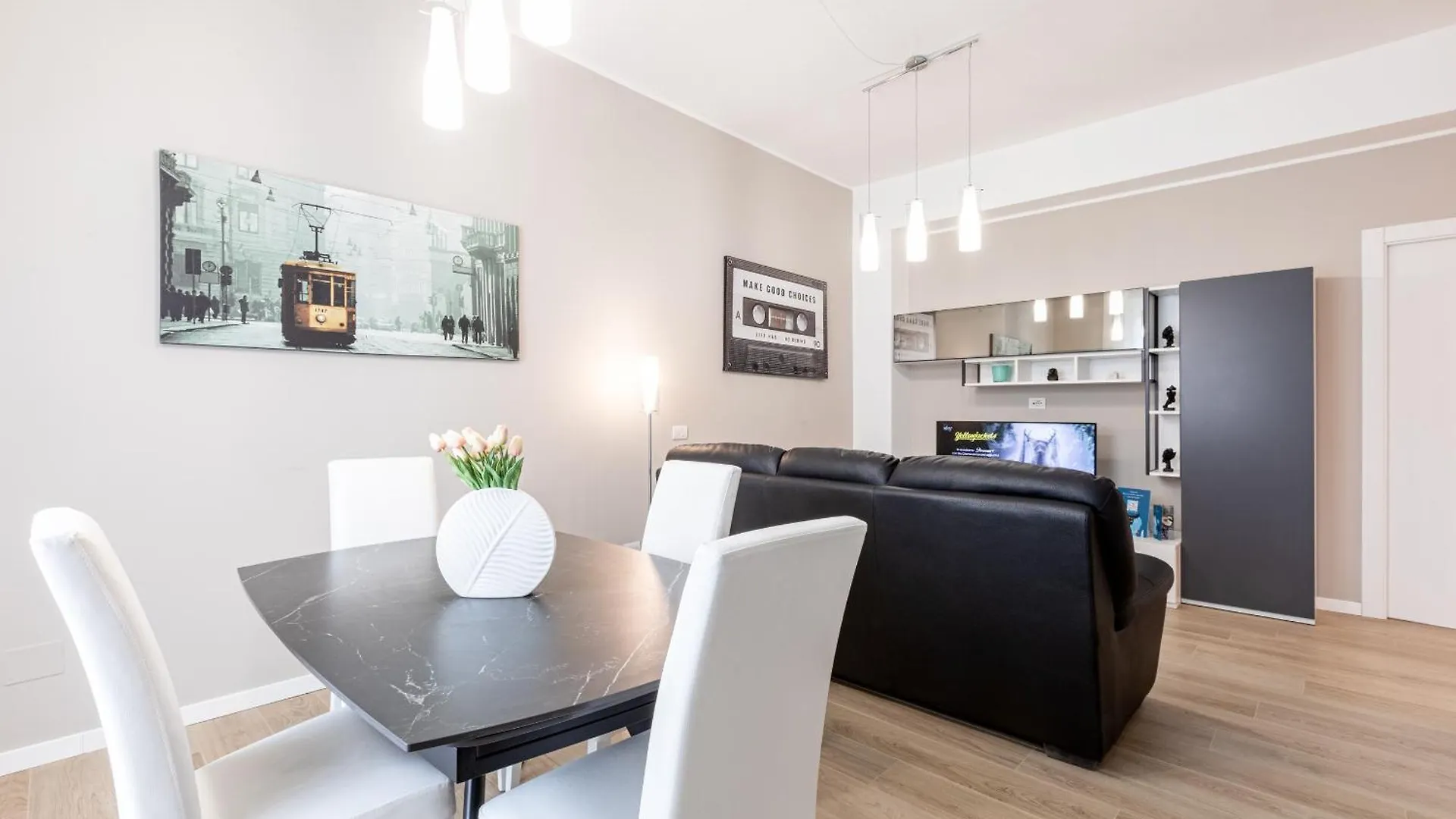 Certosa Enchanting Apartment With Balcony - Top Collection ミラノ 0*,